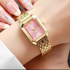 Classic Gold Pink Quartz Watch —Pink Dial & Linked Bracelet